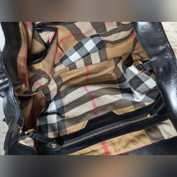 Burberry Black Leather Shoulder Bag with Gold Studs - Picture 8 of 13